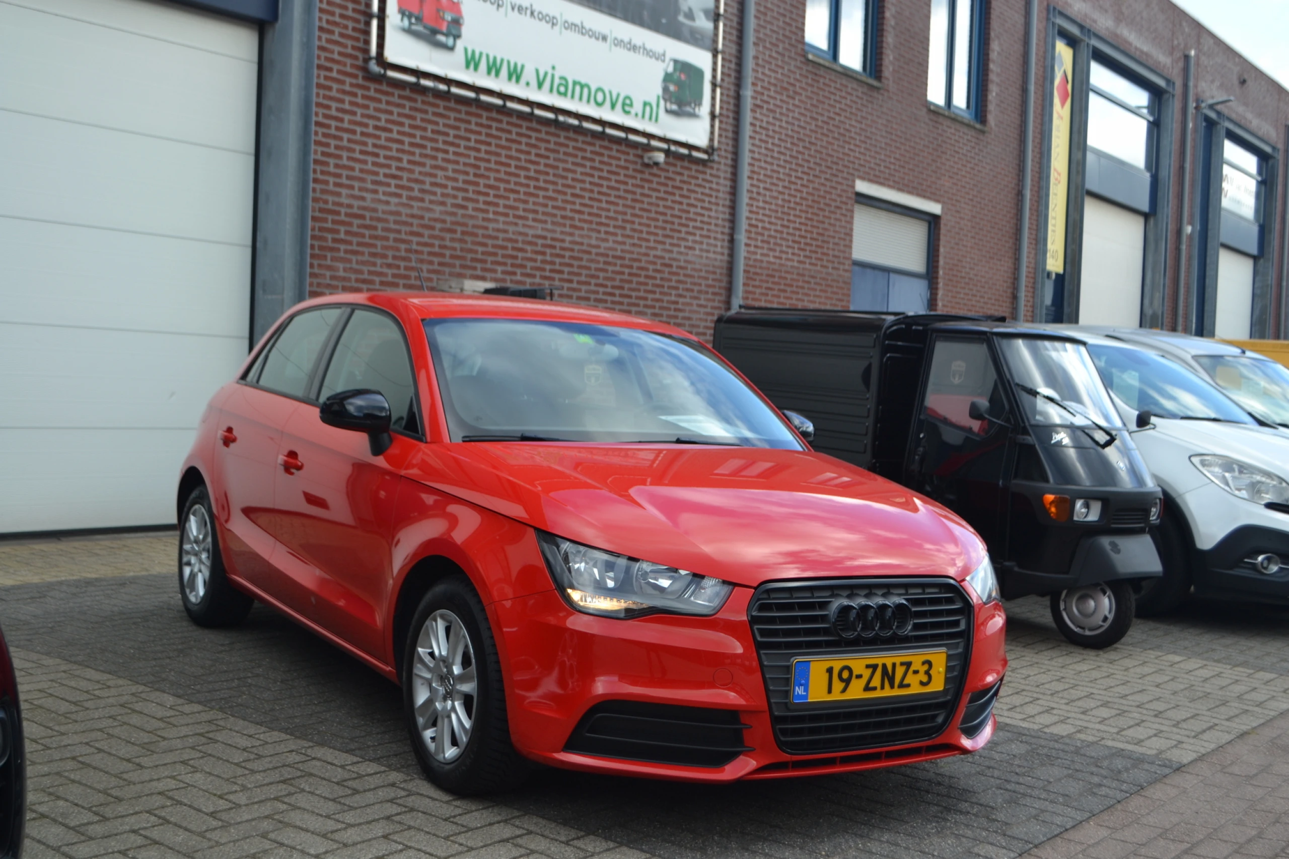 ViaMove de onderhoud specialist voor alle auto's, en het adres voor uw Piaggio Ape50. 
